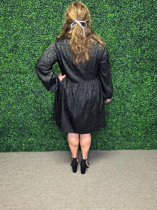 Animal Jacquard Print Long Sleeve Dress with Keyhole Back