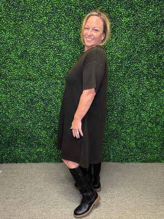 Simply Classic Black Dress-White Birch